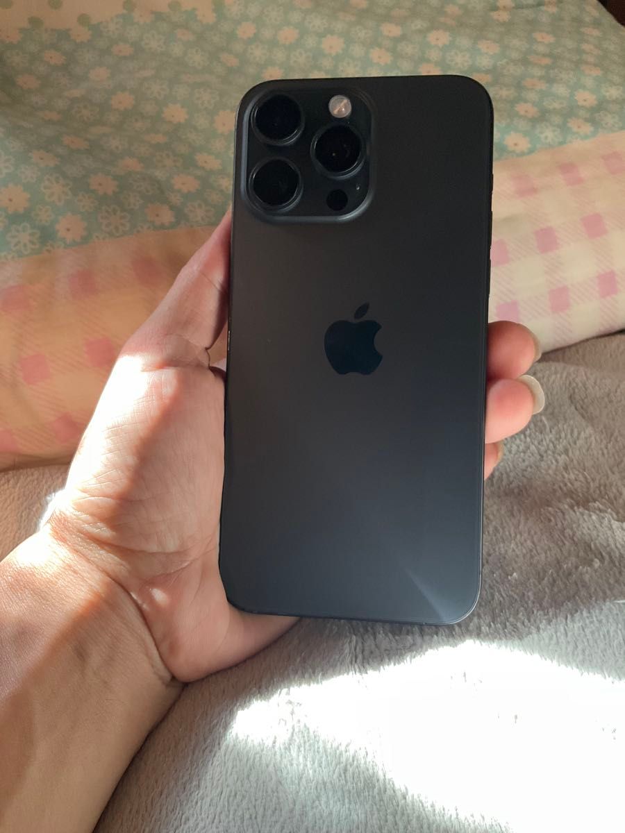 iPhone15Pro 512GB SIMフリー 美品 バッテリー100% アメリカ版 Apple iPhone 15 Pro Max 512GB,美品, バッテリー