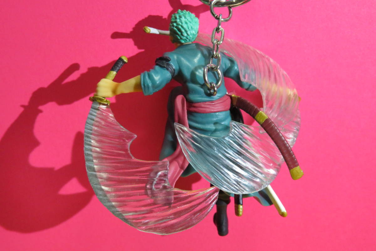 One Piece スーパーエフェクトフィギュアキーホルダー新世界 魚人島編 ロロノア ゾロ One Piece スーパーエフェクトフィギュアキーホルダー新世界 魚人島編 ロロノア ゾロ
