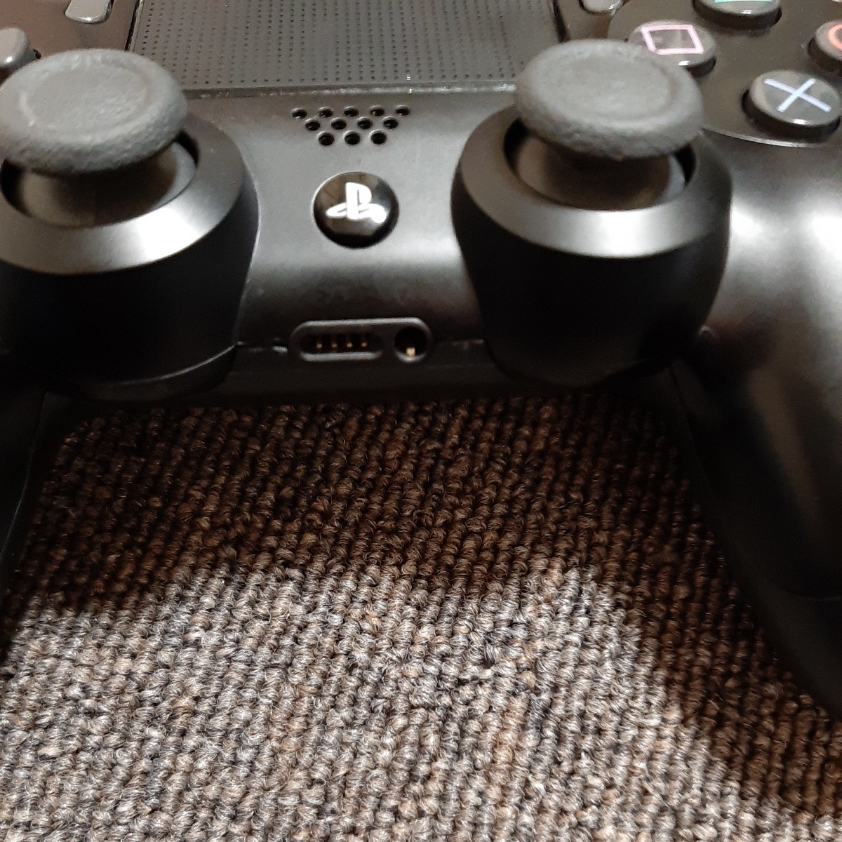 PS4コントローラー  DUALSHOCK4