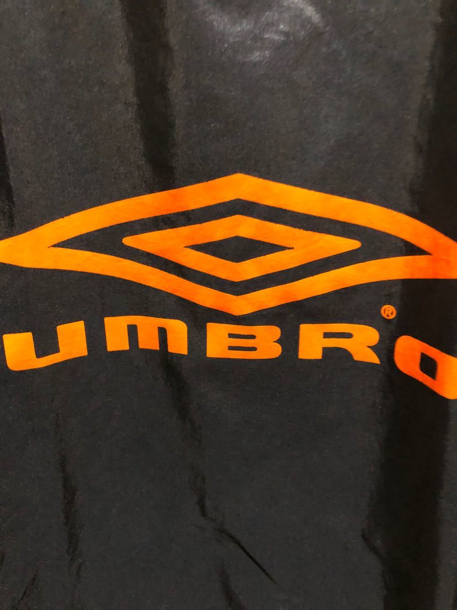 アンブロ UMBRO  ピステ　ウィンドブレーカー