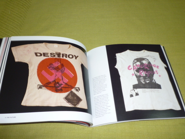 洋書 NO FUTURE Sex,Seditionaries and the Sex Pistols セックス
