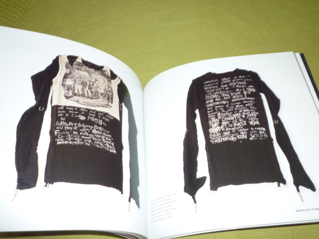 洋書 NO FUTURE Sex,Seditionaries and the Sex Pistols セックス
