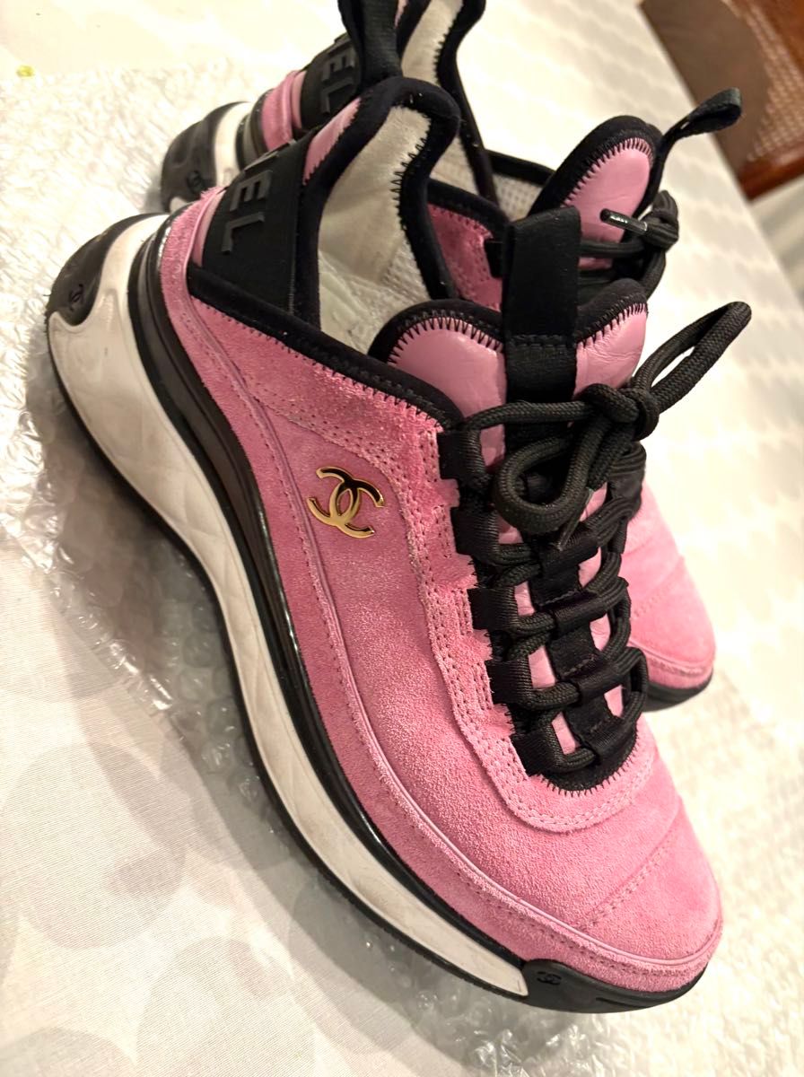 25AW_即完のスニーカー_CHANEL_スニーカー_スエード_ピンク 美品 シャネル スニーカー CHANEL ココマークスウェード ピンク