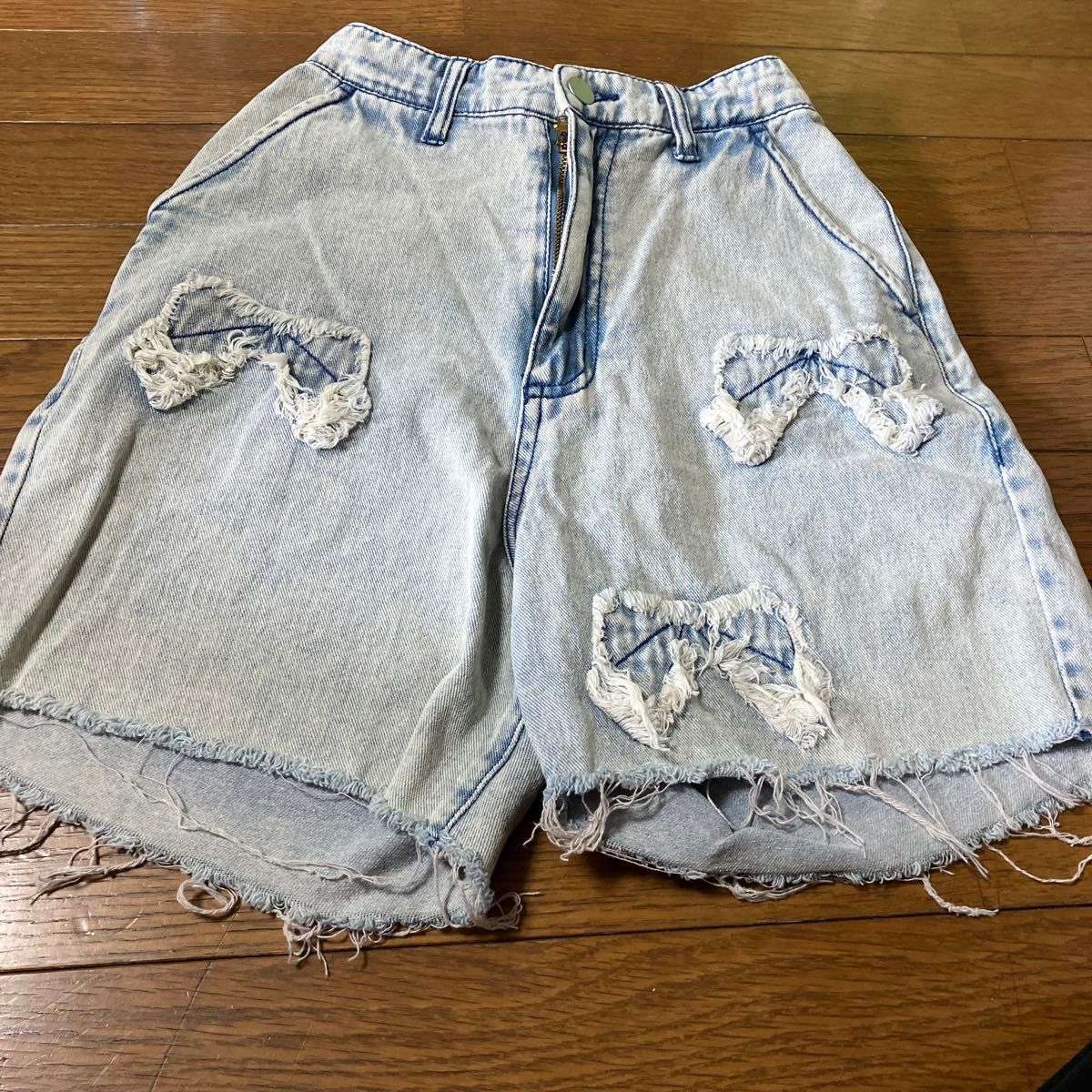 デニムショートパンツ ライトブルー ダメージ加工 デニムショートパンツ ダメージ加工 ライトブルー|Yahoo!フリマ