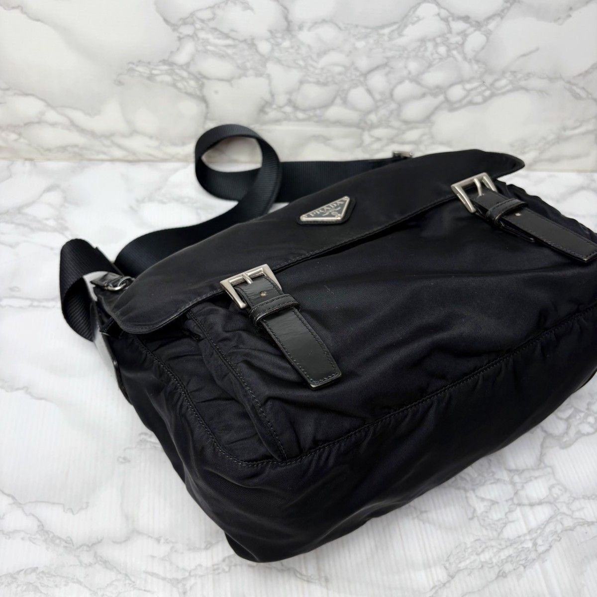 【極美品】プラダ メッセンジャーバッグ ショルダーバッグ ナイロン 保存袋付 黒 02 極美品 PRADA プラダ ショルダーバッグ メッセンジャー
