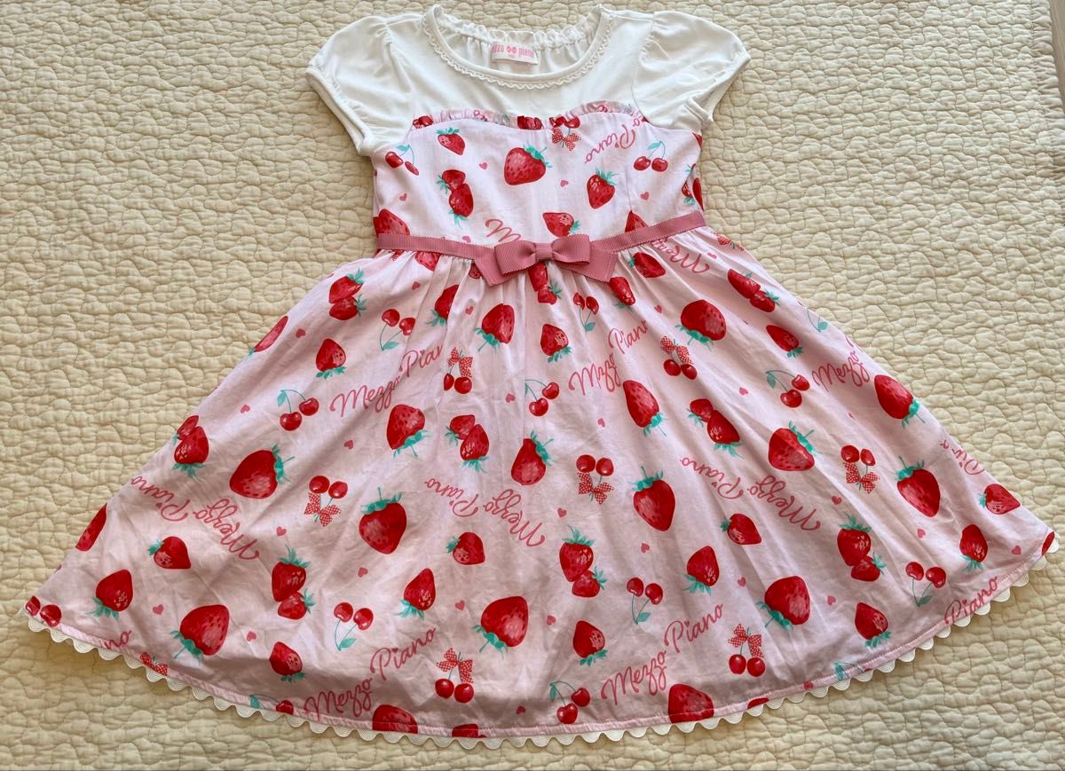 お値下げ☆美品♡メゾピアノ♡いちご柄♡ワンピース♡110 メゾピアノ イチゴ柄パフスリーブ ドッキングワンピース 110