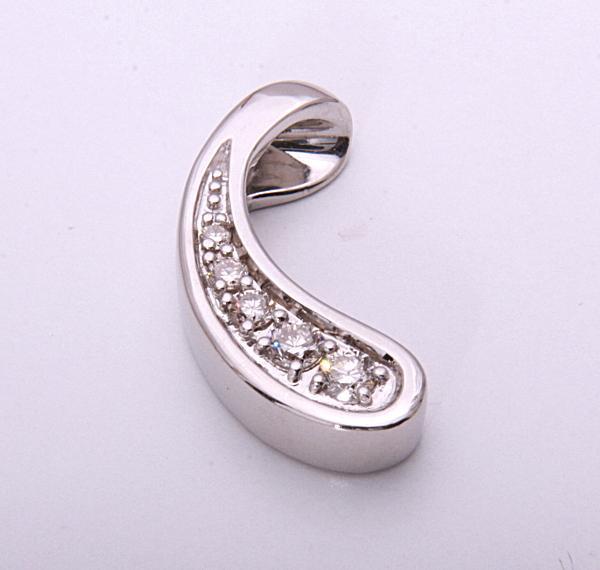 【SALE/37%OFF】 《質屋出品》Pt900★天然ダイアモンド0.15ctペンダントトップ★C-4339 ダイヤモンド 【SALE/37%OFF】 《質屋出品》Pt900★天然ダイアモンド0.15ctペンダントトップ★C-4339 ダイヤモンド