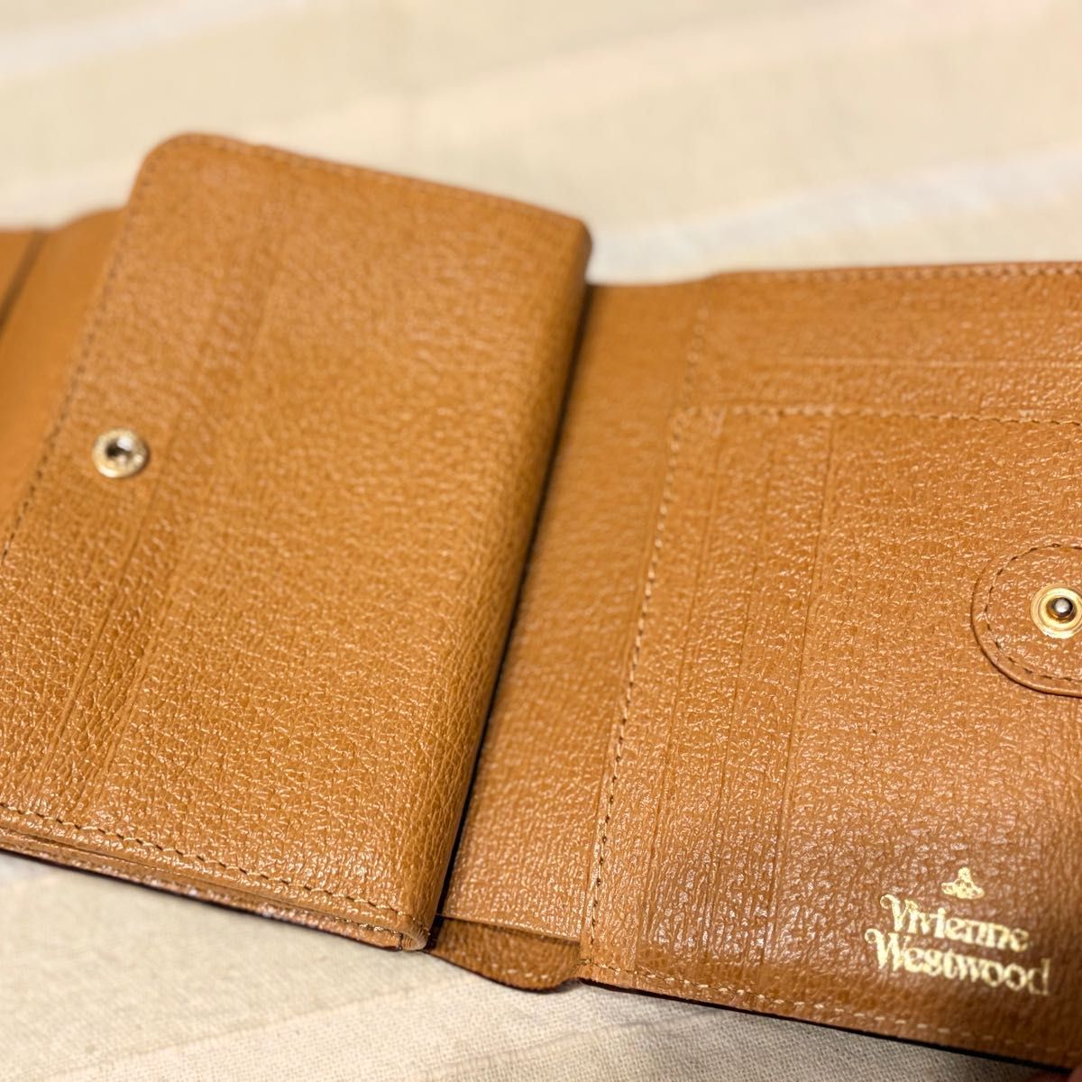 Vivienne Westwood 三つ折り財布 ブラウン レザー Vivienne Westwood】三つ折り財布 ブラウン|Yahoo!フリマ(旧