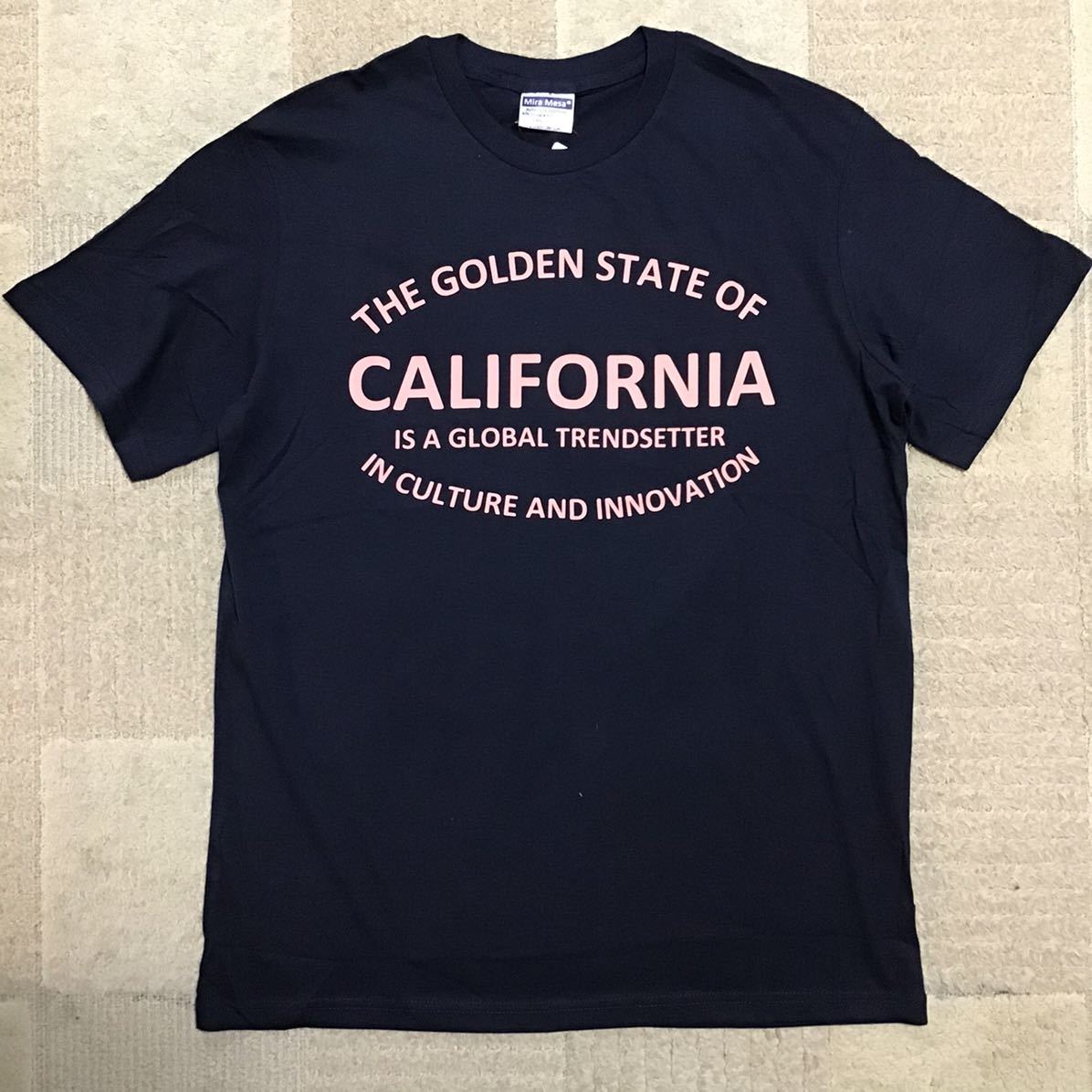 新品 CALIFORNIAロゴTシャツ 半袖 ネイビー 送料無料 メンズLサイズ オススメ激安限定 ラスト1点セール