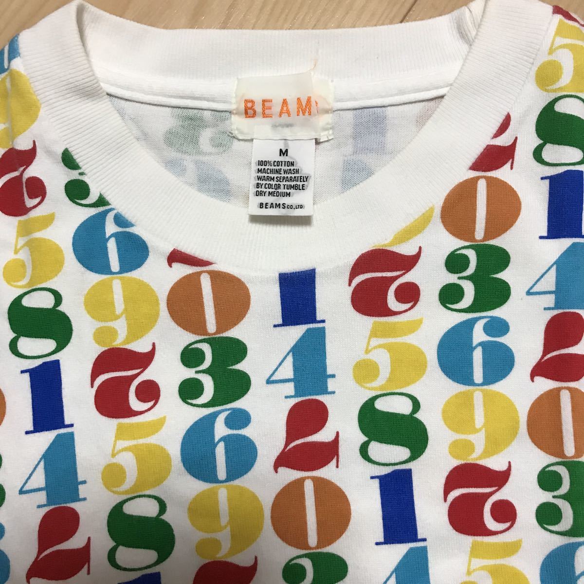 BEAMS ビームス　カラフル 派手 数字 総柄 半袖 Tシャツ M ホワイト