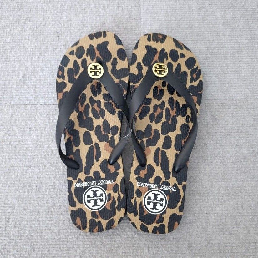 Tory Burch ヒョウ柄ビーチサンダル 7M トリーバーチ ヒョウ柄 ビーチサンダル 新品 サイズ8 トング