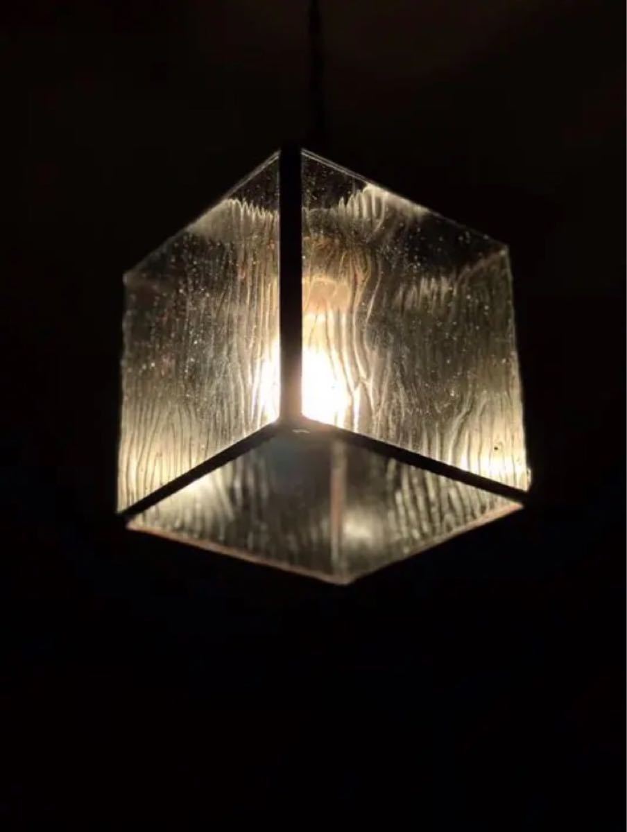 真鍮器具 手作りステンドグラス ペンダントライト 天井照明 真鍮器具 手作りステンドグラス ペンダントライト 天井照明