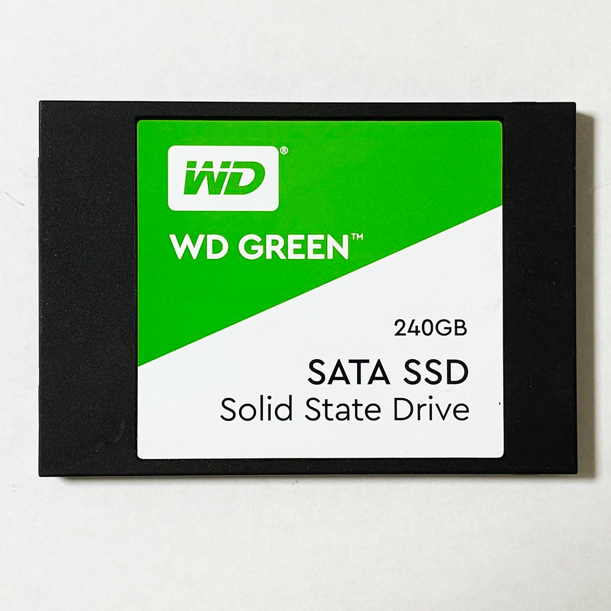 SSD 2.5インチ SATA 計3枚 まとめ売り 240GB SSD 2.5インチ SATA 計3枚 まとめ売り 240GB