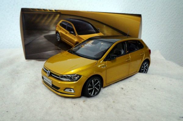 VW ポロ Plus 1/18 ミニカー フォルクスワーゲン POLO - ミニカー