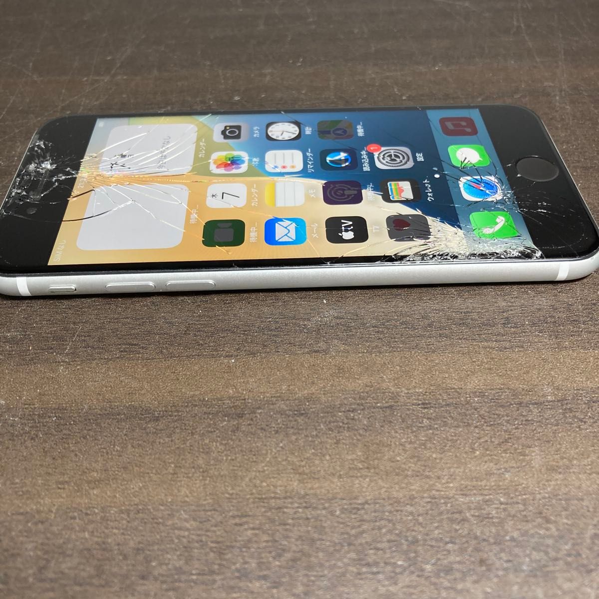 ジャンク iPhoneSE2 アクチベーションロック無し 41752 iPhoneSE2 256GB ホワイト SIMフリー ジャンク品 本体のみ