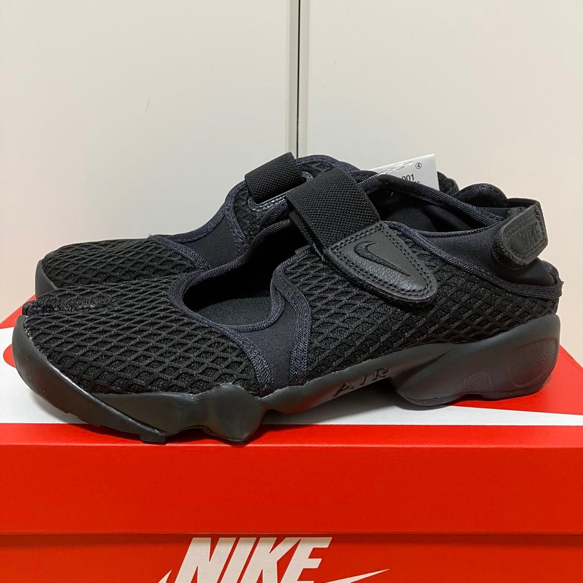 NIKE ウィメンズ エアリフト 25cm 新品 匿名配送 新品 ナイキ ウィメンズ エアリフト 黒 25cm|Yahoo!フリマ(旧