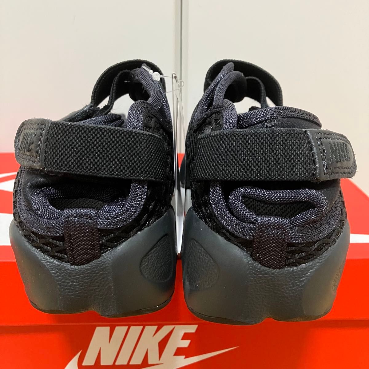 NIKE ウィメンズ エアリフト 25cm 新品 匿名配送 新品 ナイキ ウィメンズ エアリフト 黒 25cm|Yahoo!フリマ(旧