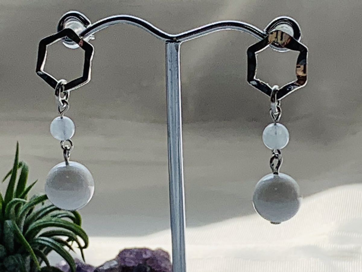  natural stone white shell & aquamarine Hexagon earrings ( earrings modification un- possible )(54) hand made earrings 