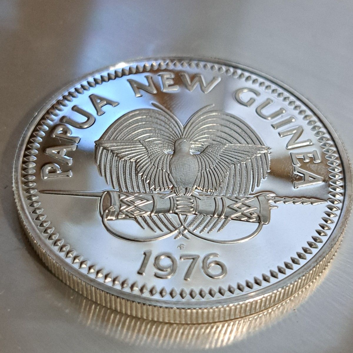 パプアニューギニア10キナ銀貨 品位SV925 フランクリンミントコイン パプアニューギニア10キナ銀貨 品位SV925 42g 外国コイン パプア
