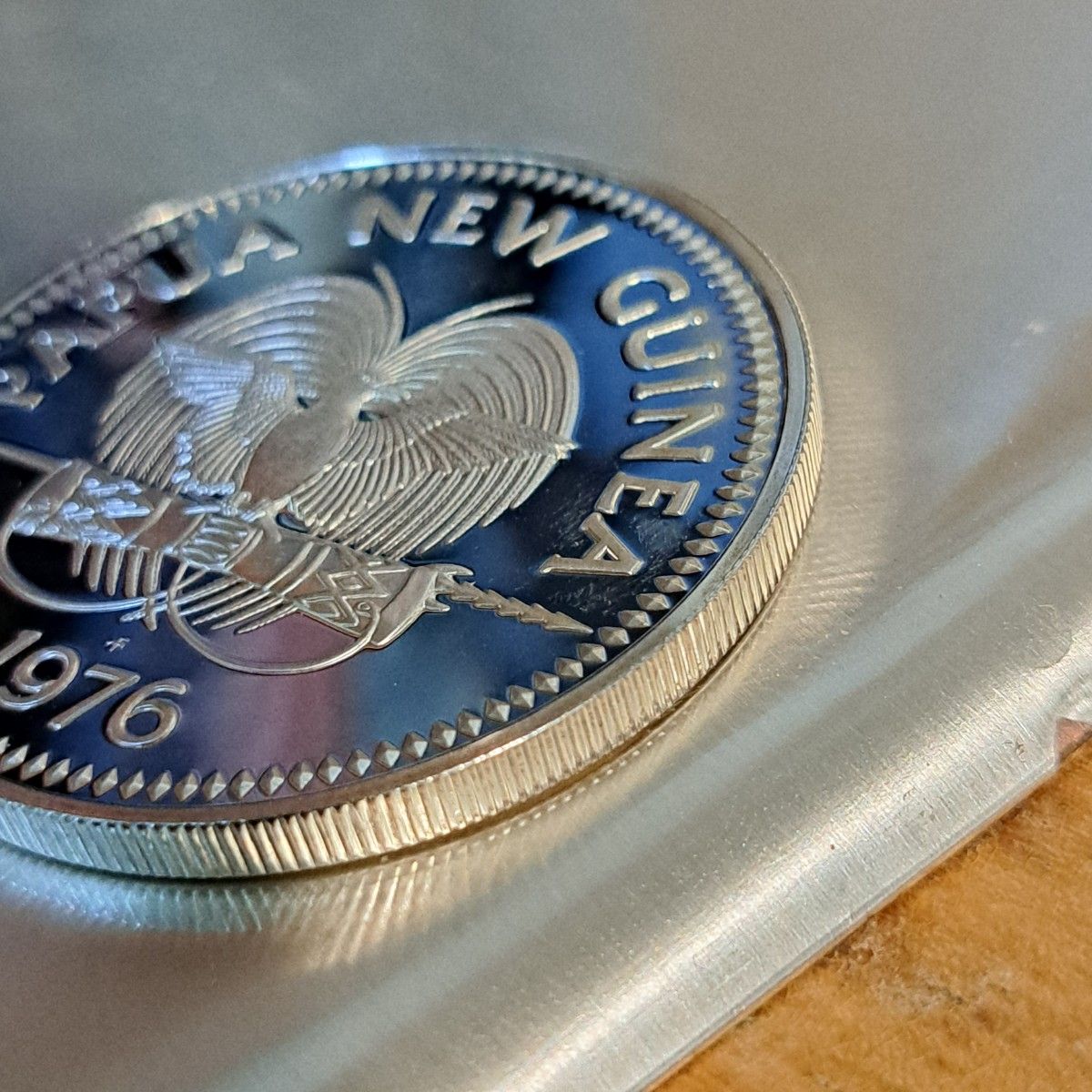 パプアニューギニア10キナ銀貨 品位SV925 フランクリンミントコイン パプアニューギニア10キナ銀貨 品位SV925 42g 外国コイン パプア