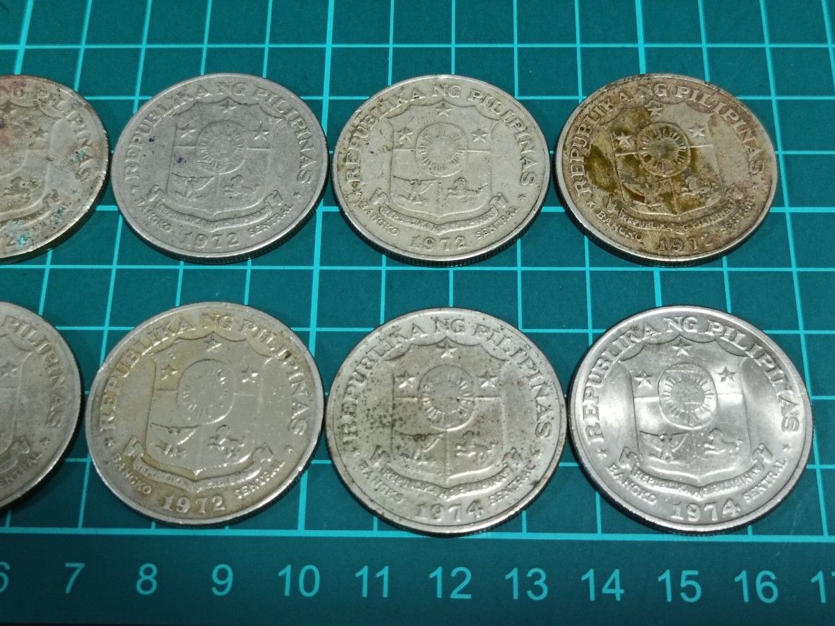 2586【フィリピンPHP】大型1ペソ 硬貨 ランダム20枚 【公式通販】