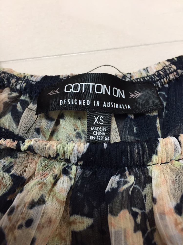 ★cotton onトップス ★_画像2