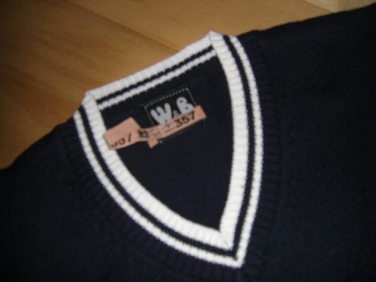 120 navy blue color line entering sweater 
