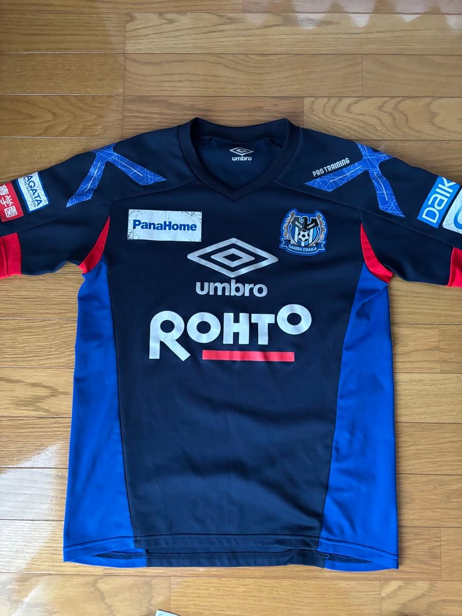 umbro ガンバ大阪 支給品 トレーニング上下セット 新品未使用 M-L ガンバ大阪 練習着 上下セット|Yahoo!フリマ(旧PayPayフリマ)