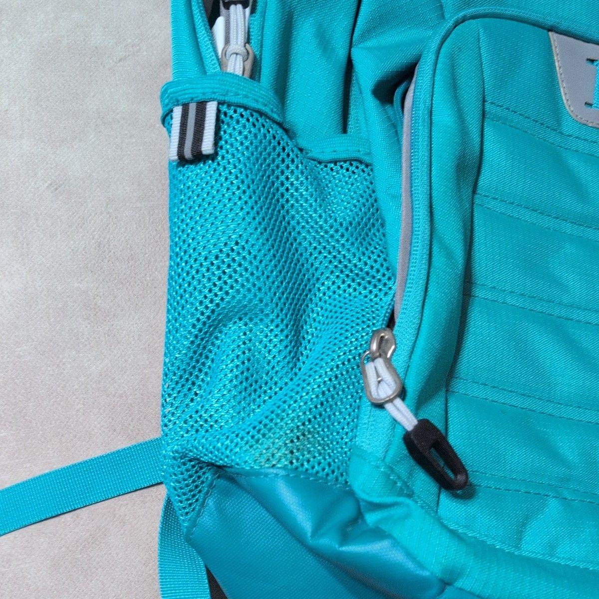 High Sierra ハイシェラ バックパック リュック ターコイズブルー