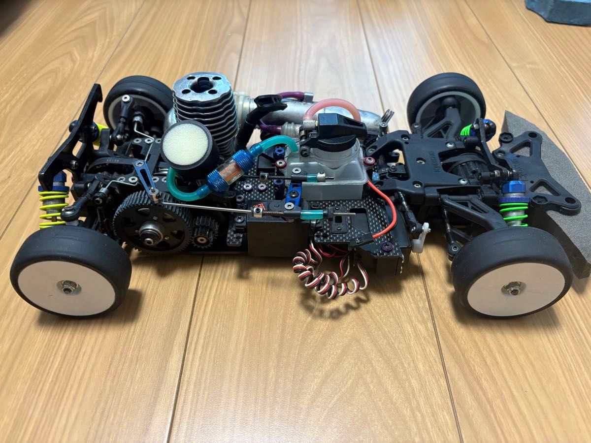 京商 V-One RRRエボ エンジンカ― コンバ−ジョン使用 京商 V-ONE RRR エンジンRCカー 中古(1/10スケール 4WD