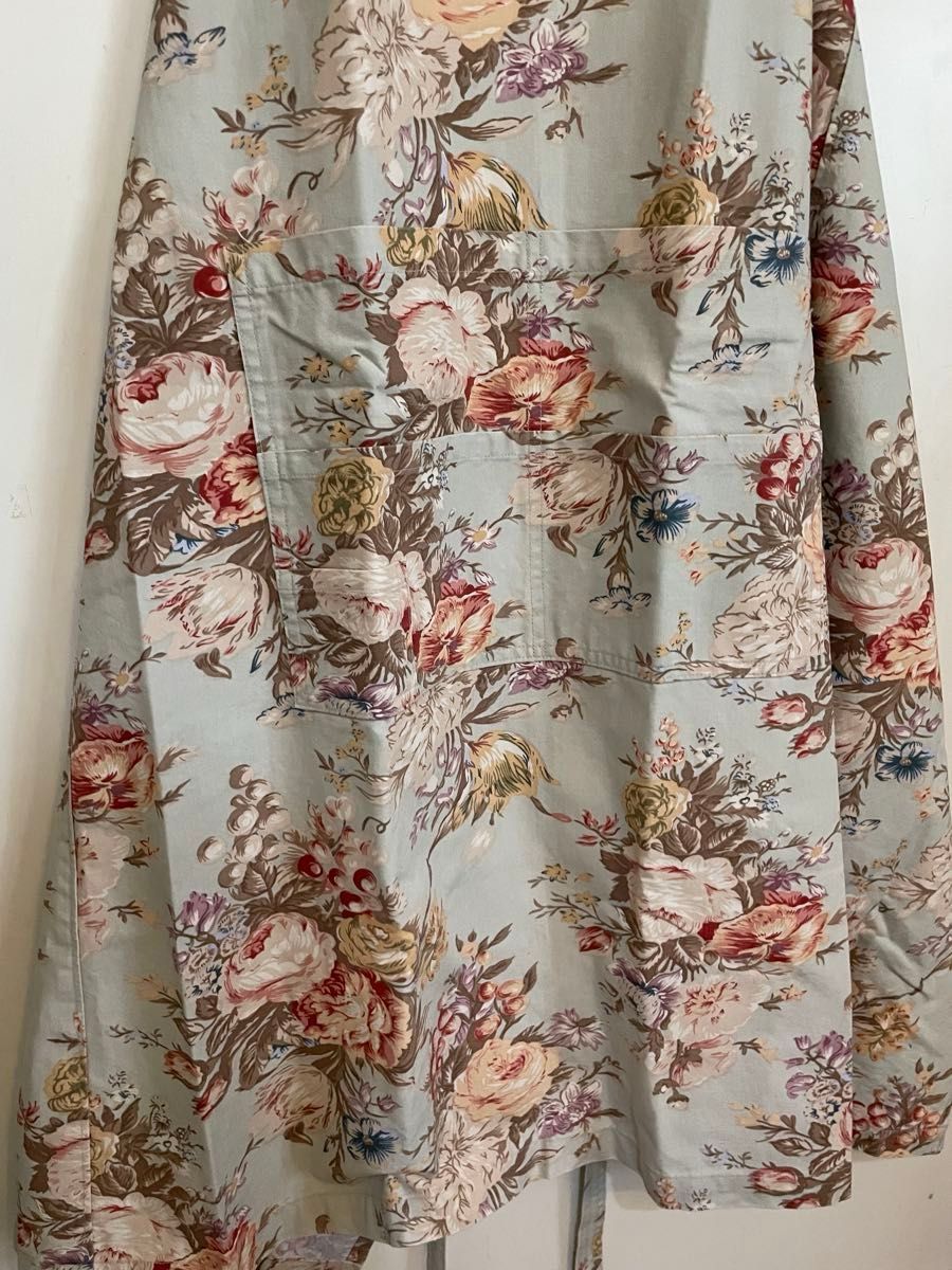 美品 エプロン Ralph Lauren ラルフローレン 花柄 美品 ラルフローレン エプロン 緑地に花柄 フリーサイズ Ralph