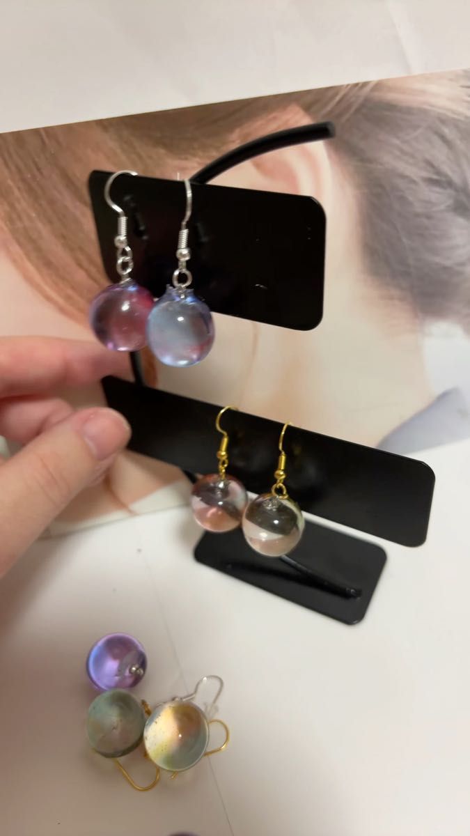 ハンドメイド ピアス イヤリング オーロラカラー レジン