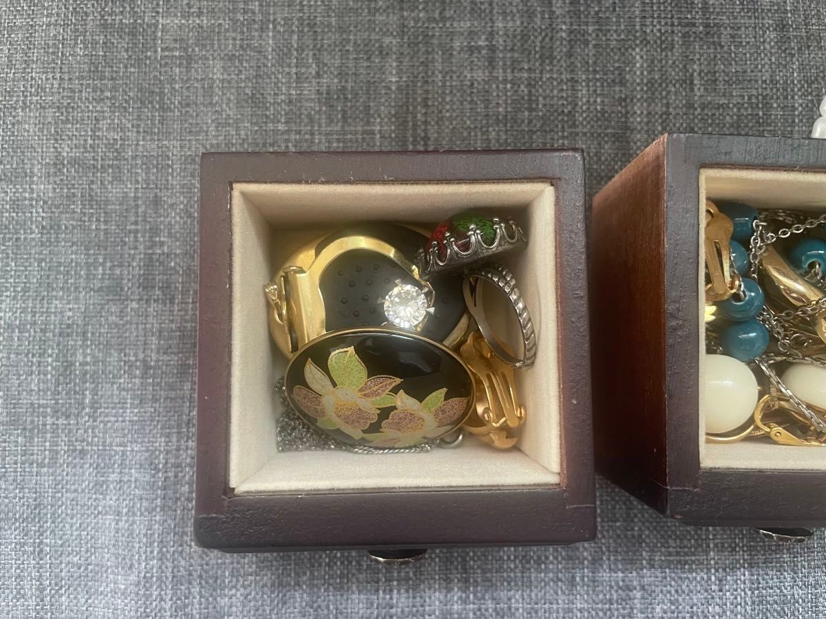 大量 アクセサリー 遺品整理品 まとめ売り ジャンク ジャンク アクセサリー 遺品整理品|Yahoo!フリマ(旧PayPayフリマ)