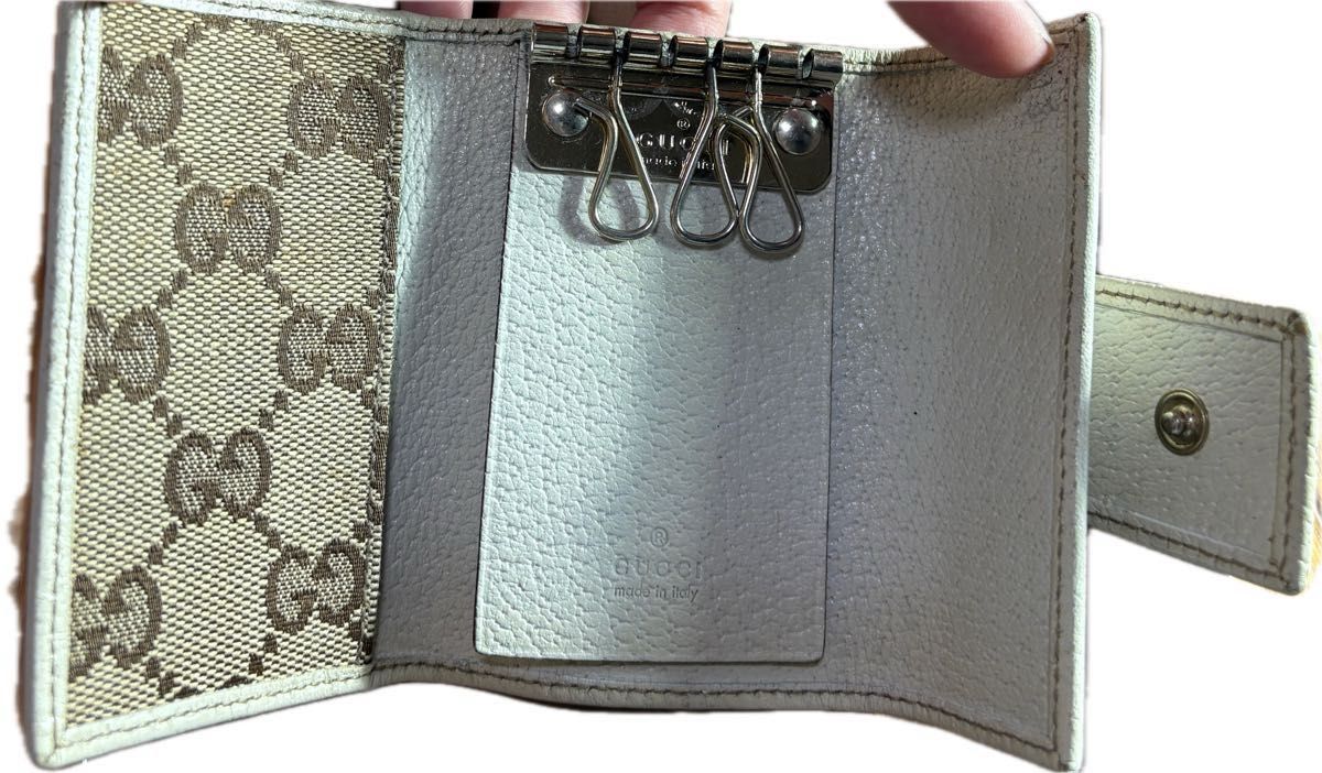 Gucci レザー キーケース GUCCI キーケース レザー ホワイト|Yahoo!フリマ(旧PayPayフリマ)