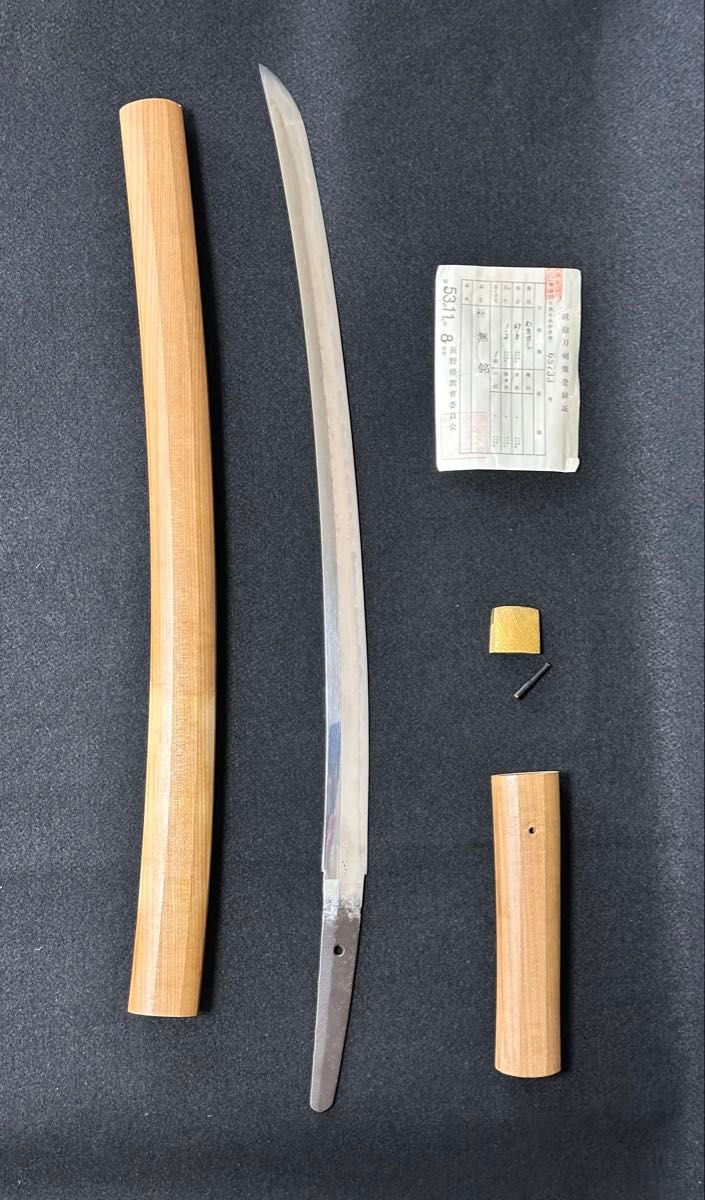 進*西様 短刀 登録不用合法サイズ 白鞘に鹿を使ってます 武具 骨董 刀剣 無銘 古美術 日本刀 脇差 白鞘 登録証有り 真剣 刀剣 武具 無銘 骨董