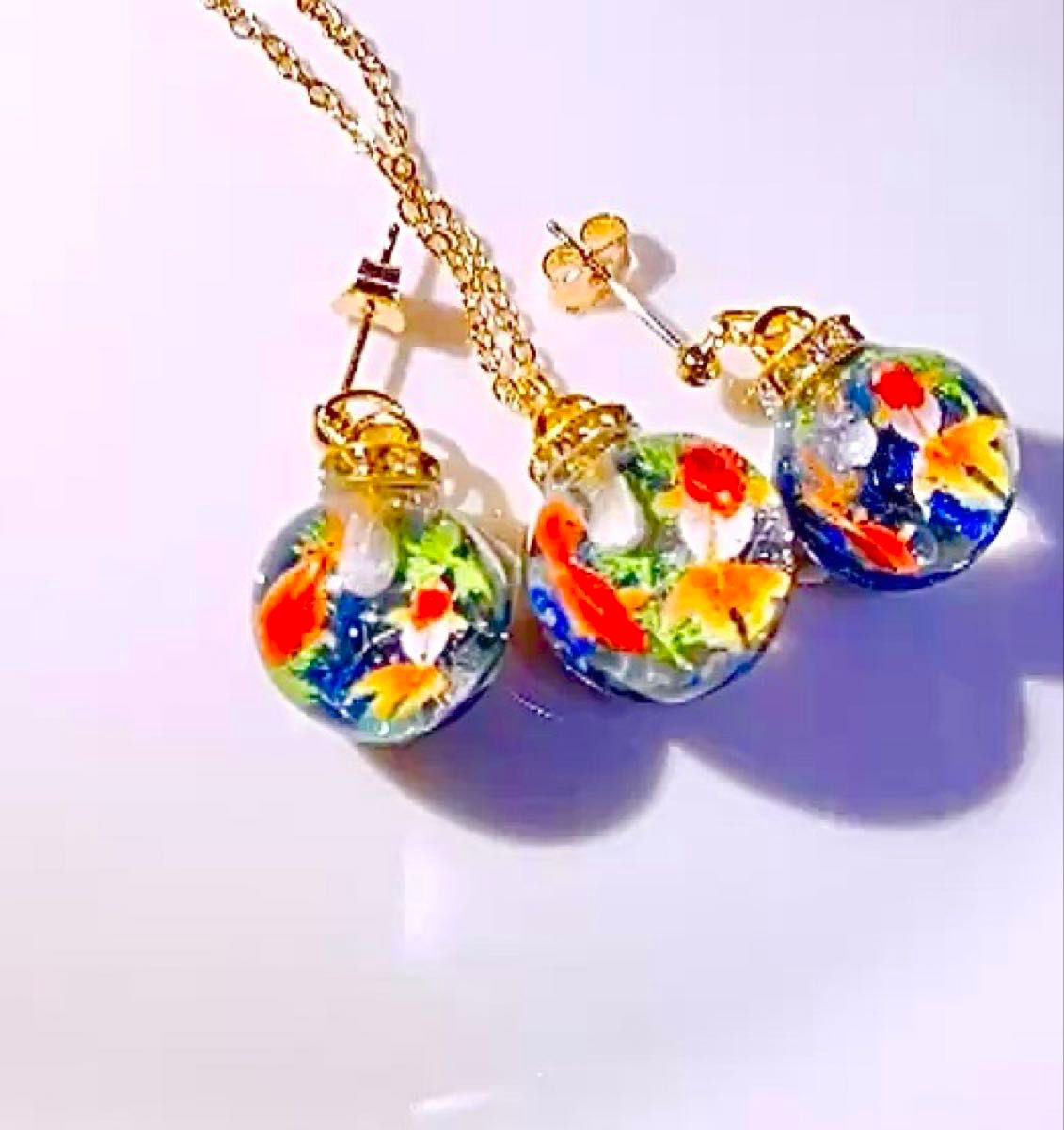 即買い◎ 再販×10 K16gp 金魚 蒼の水庭 天然石 ピアス ネックレスセット イヤリング変更可 値下げバラ売り取置き不可