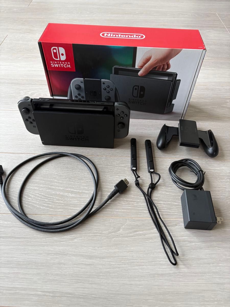 Nintendo Switch 本体+プロコンセット Nintendo Switch 本体 HAC-001(-01) プロコン ケースセット