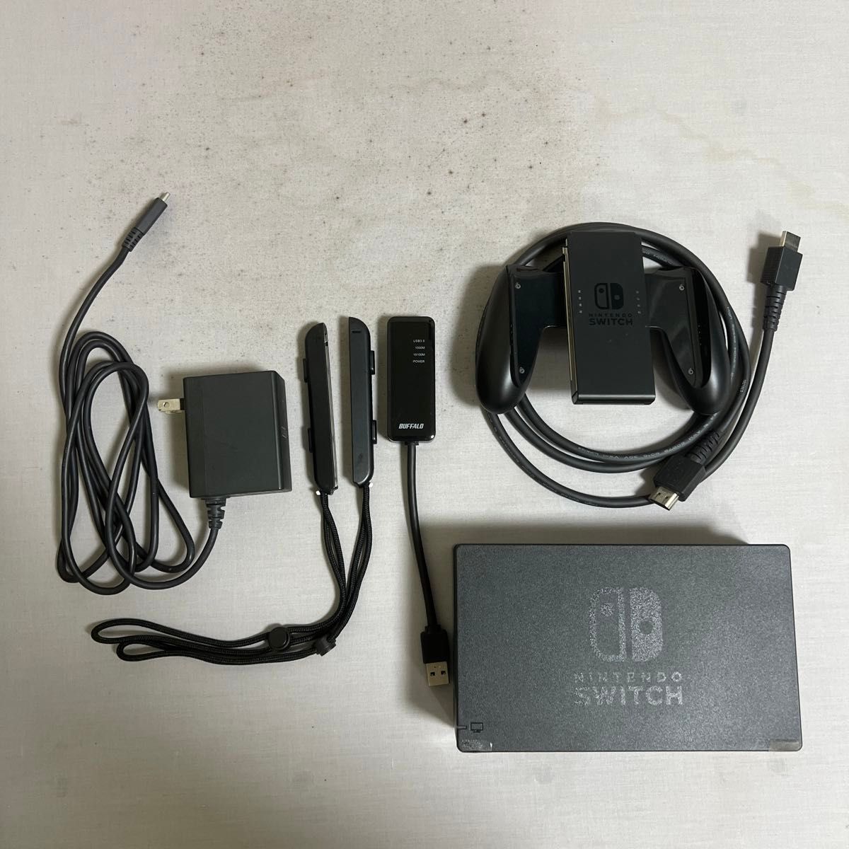 【初代】Nintendo Switch 【完品】 初代 Nintendo Switch 本体 付属品完備+LANポート|Yahoo!フリマ