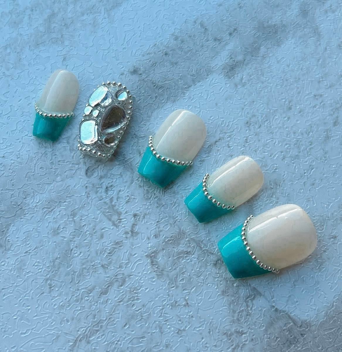 No.21 【カラー変更可】フレンチ 埋めつくしネイル キラキラ ワンホン 韓国 ネイルチップ