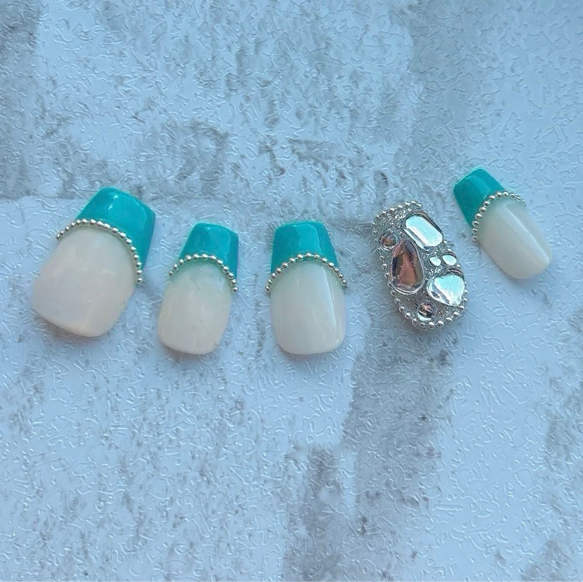 No.21 【カラー変更可】フレンチ 埋めつくしネイル キラキラ ワンホン 韓国 ネイルチップ