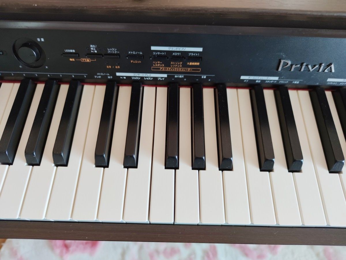 電子ピアノCASIO PX-1500GP 15年製 オークウッド調 Privia 電子ピアノCASIO PX-1500GP 15年製 オークウッド調 Privia