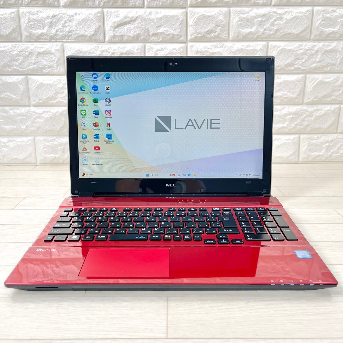 NEC LAVIE 新品SSD i7 メモリ16 オ ノートパソコン フィス付き NEC LAVIE 新品SSD i7 メモリ16 ノートパソコン オフィス付き
