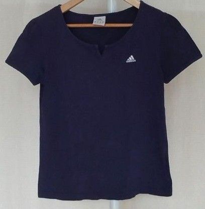 【adidas】レトロ映え★ネイビーカラーポロTシャツ adidas Tシャツ ネイビー ワンポイントロゴ|Yahoo!フリマ(旧