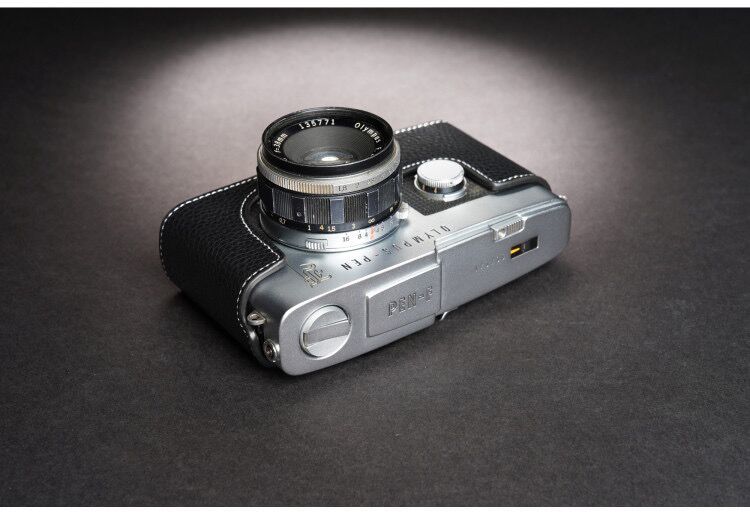 新品 本革カメラケース OLYMPUS PEN-F（フィルムカメラ）用