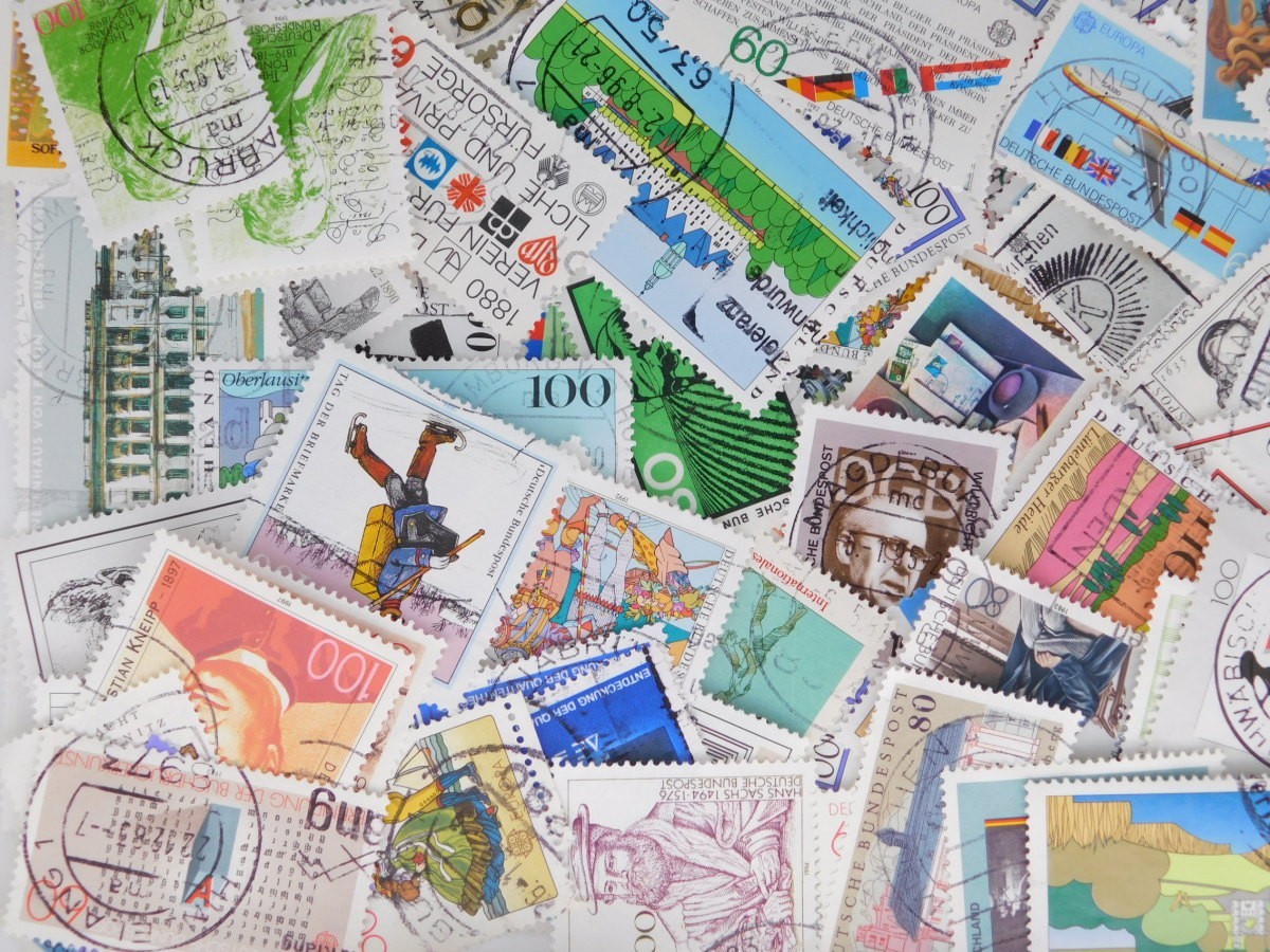 海外切手　ドイツ １００枚　中・大型切手が中心 記念切手　使用済切手 外国切手 コラージュ 紙もの おすそ分けに_画像5