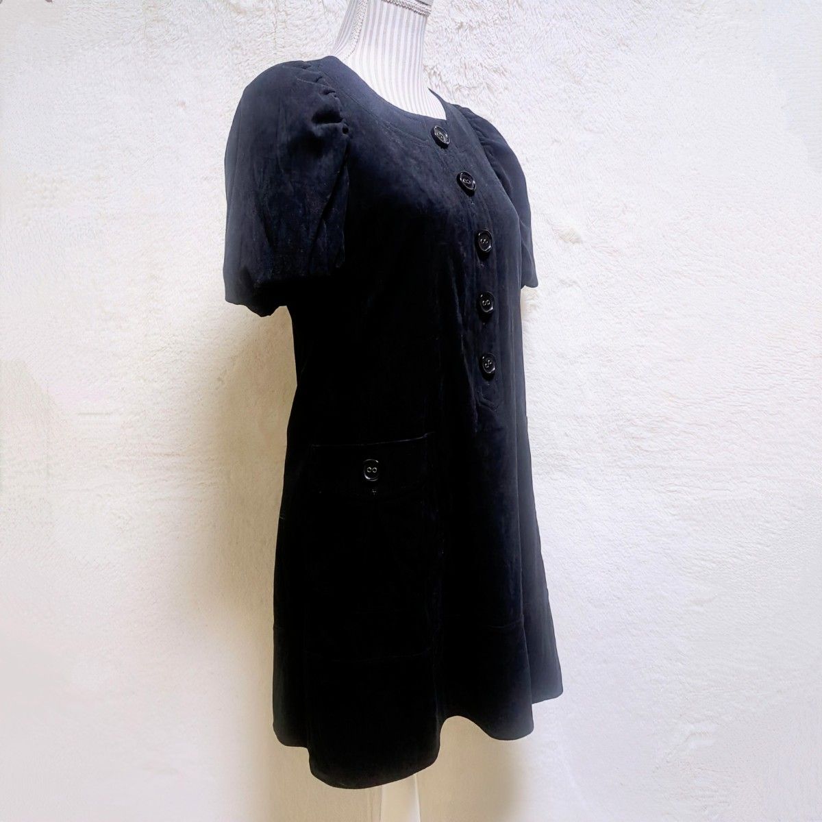 BURBERRY BLUE LABEL パフスリーブニットワンピース Y2K M 美品 BURBERRY BLUE LABEL パフスリーブ ワンピース ベルベット