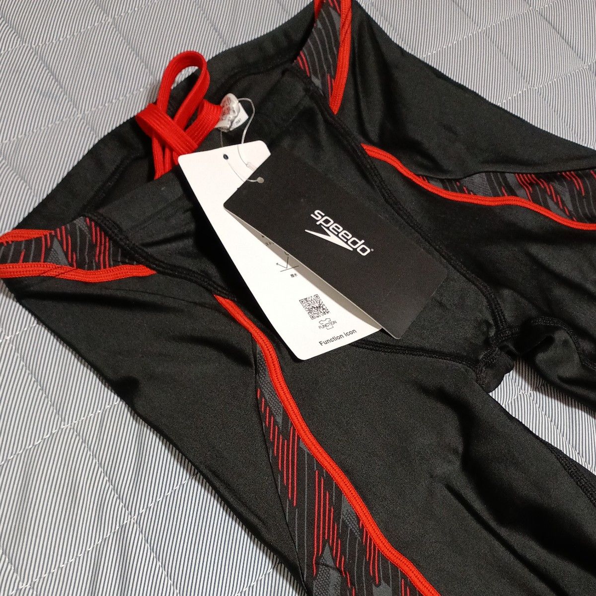 スピード 競泳水着 タグ付未使用品 サイズO SPEEDO 新品未使用 タグ付き 未試着 スピード Oサイズ 競泳水着 承認
