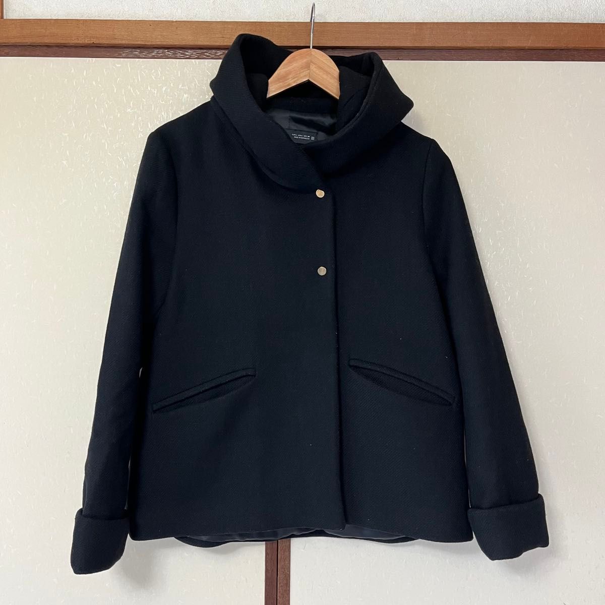 ZARA LIMITED EDITION 黒 ウールコート 花柄刺繍 ZARA ウール混 フード付きコート 黒 Lサイズ|Yahoo!フリマ(旧