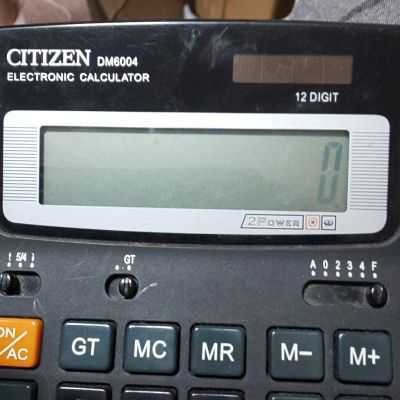 CITIZEN  卓上電卓機(DM6004) 12桁(ソーラー電池付き)【ジャンク品】