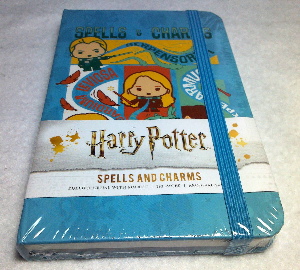 ＜手帳＞ハリー・ポッター　ポケット手帳（英語）『Harry Potter: Spells and Charms Ruled Pocket Journal』